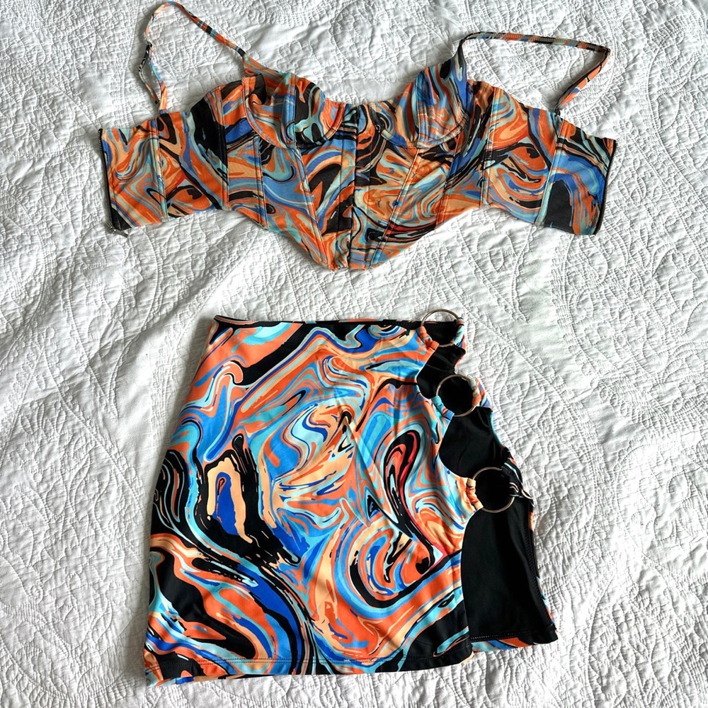 White Fox Orange Swirl Set